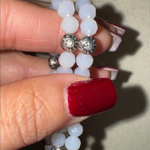 Henri Bendel Glass Bracelet - Picture 4 of 4